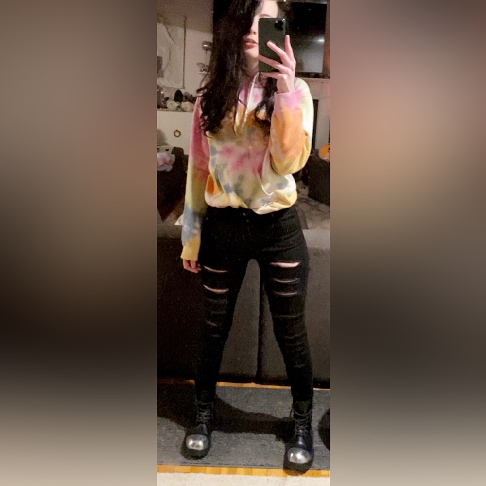 Meet your Posher, Caitlin